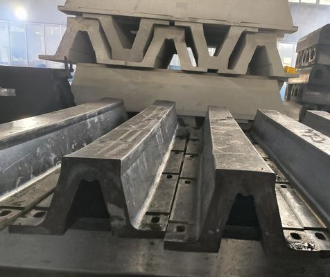 Các vòm vòm để chuyển đổi năng lượng va chạm và bảo vệ tàu và bến cảng trong các cơ sở cảng có lưu lượng giao thông cao