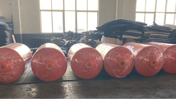 Bảo vệ không có đối thủ với bọt đầy đầy Fenders cho các ứng dụng hàng hải và công nghiệp