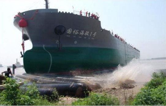 túi khí dưới nước