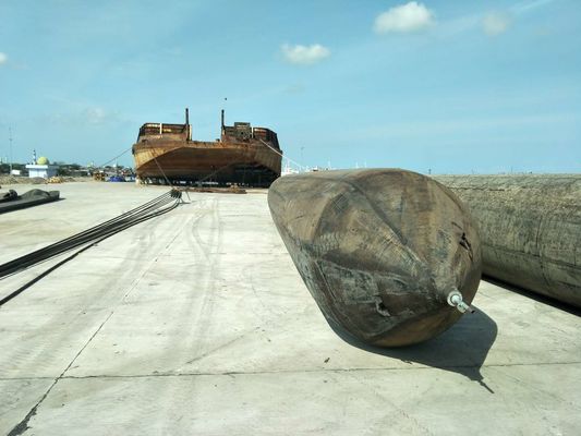Bộ túi khí cao su có thể tùy biến cho tàu để phóng và nâng tàu